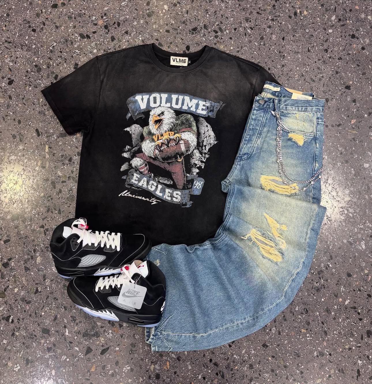VLME vintage tee, stacked denim and Jordan 5 OG Black Metallic